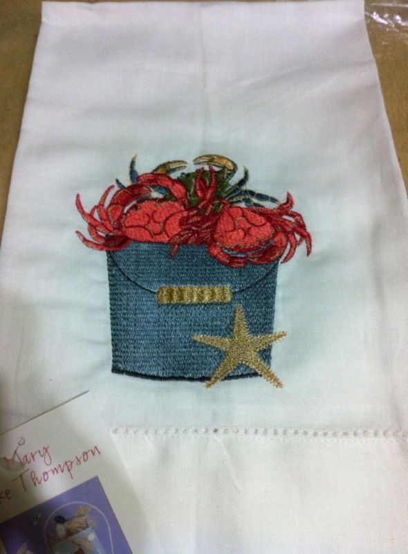 NEW Mary Lake Thomspon Crab Pot Hand/Guest Towel  